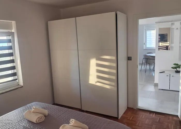 Biba 2 Apartment *